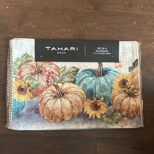 Tahari Fall Pumpkin Fall Sunflowers Placemats Set Of 4 Berries  Thanksgiving